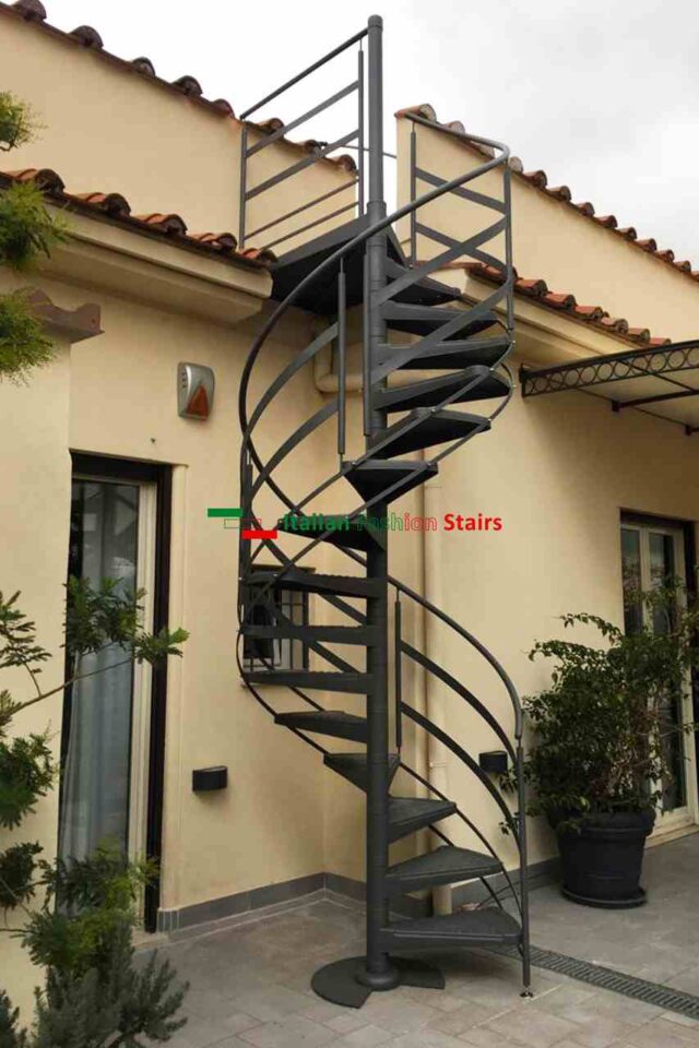 Scala a Chiocciola Classic Cfzv con Ringhiera Onda Metal